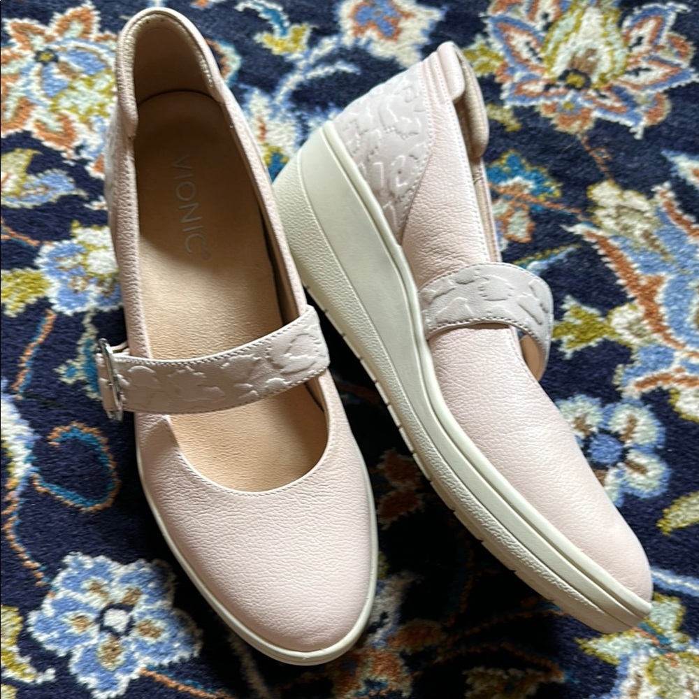 Vionic Pink Mary Jane Wedge with Padded Footbed Embossed Leopard Design